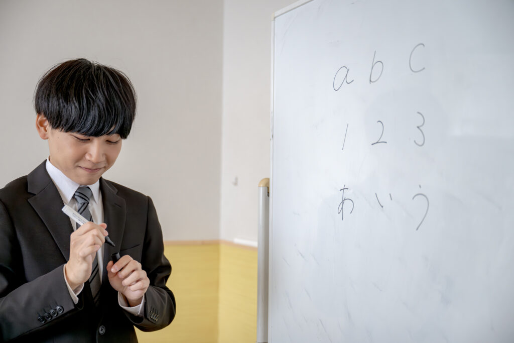 日本語講師
